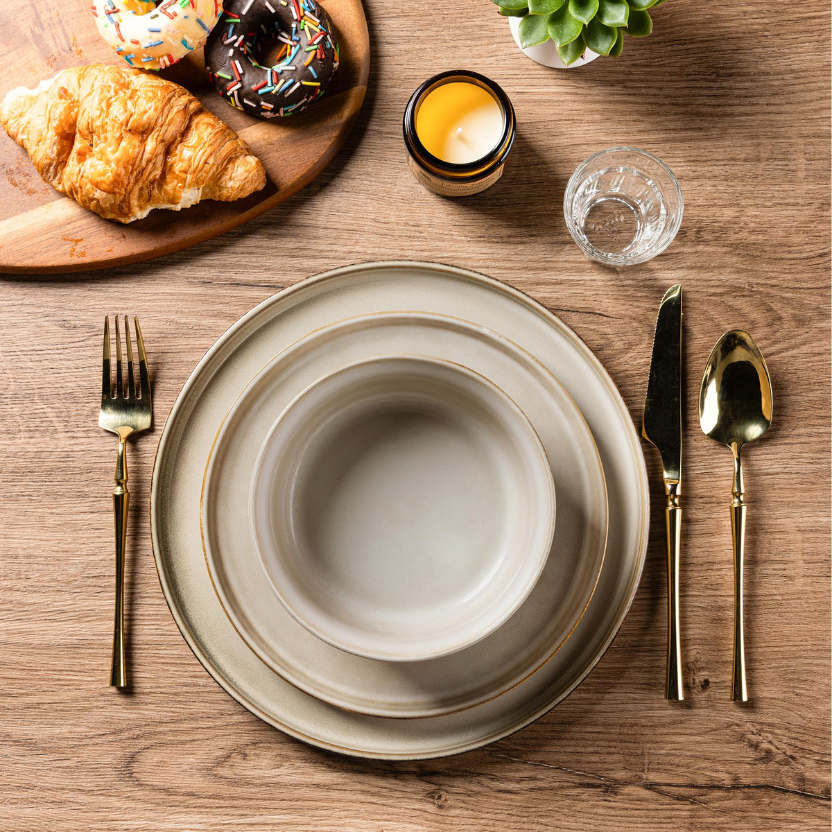 Voosline Stoneware Dinnerware Set – Reactive Glaze, Service for 8